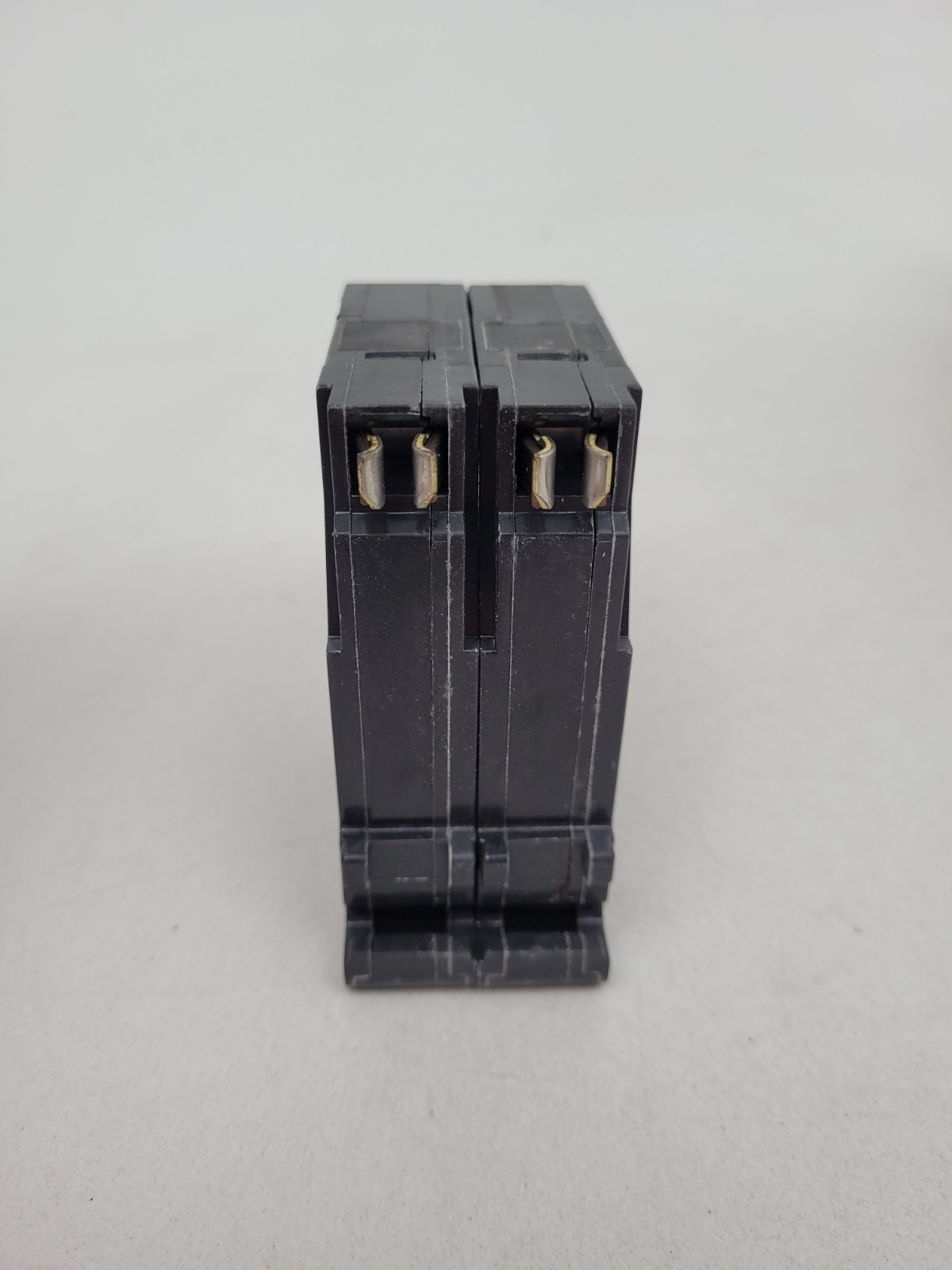 CHF230 Eaton 30 Amp Circuit Breaker Plastic Foot – Next Day Option – New