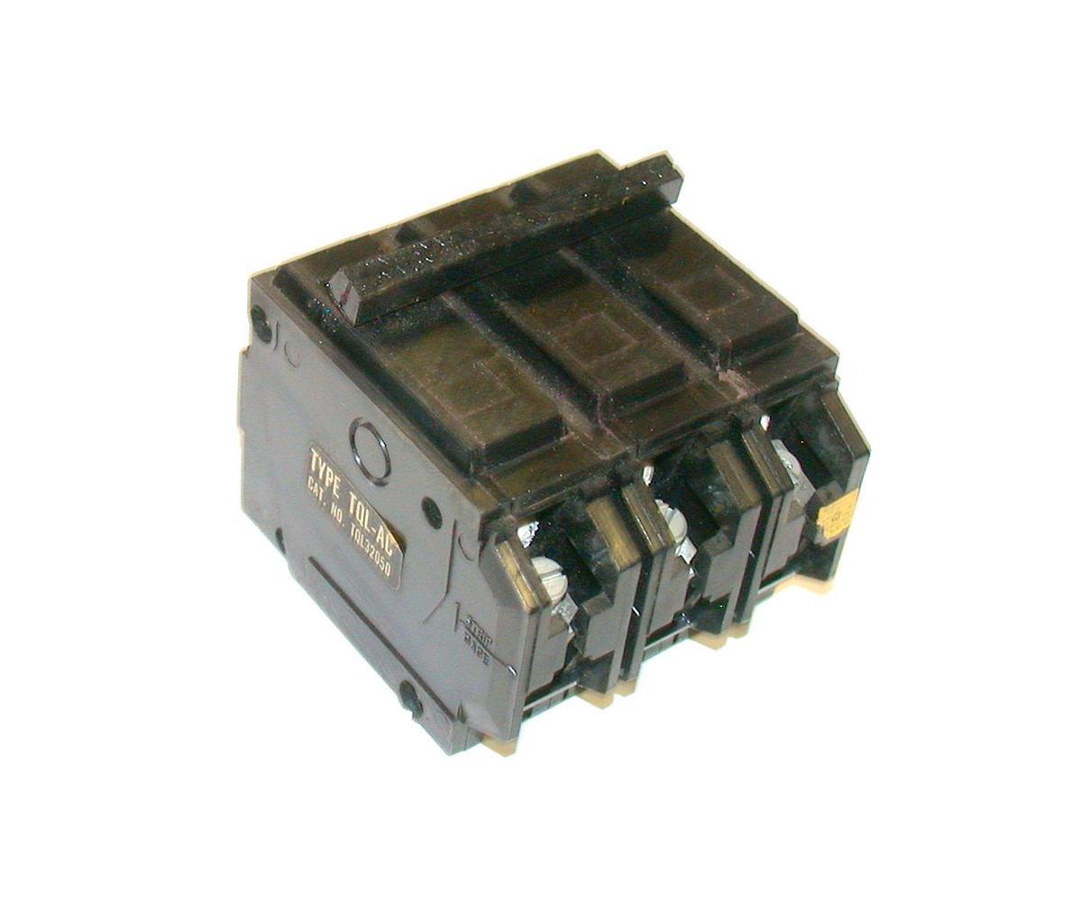 GENERAL ELECTRIC 50 AMP 3-POLE CIRCUIT BREAKER 240 VAC MODEL TQL32050