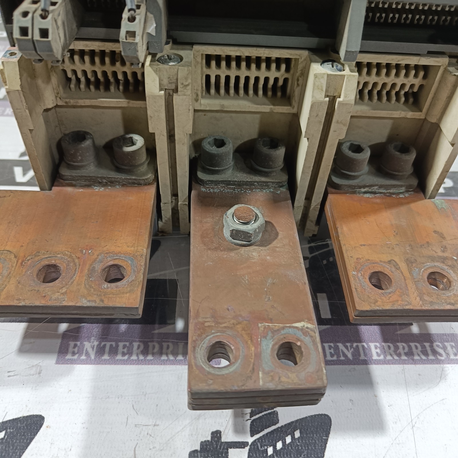 ABB TMAX T7S1600 CIRCUIT BREAKER 1600A FREE FAST SHIPPING
