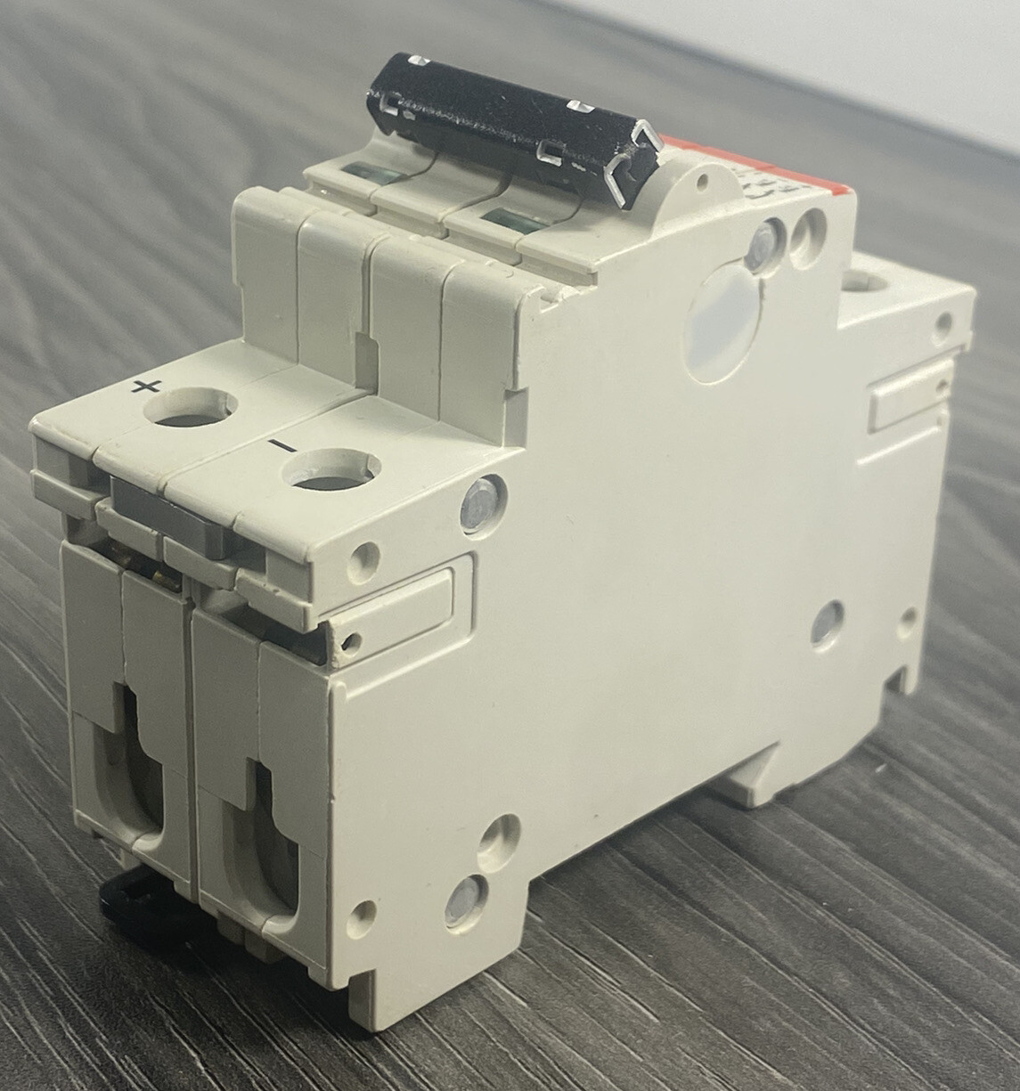 ABB S282UC-Z16 S 282 UC Z 16 Miniature Circuit Breaker 2-Pole Z-Curve – USA