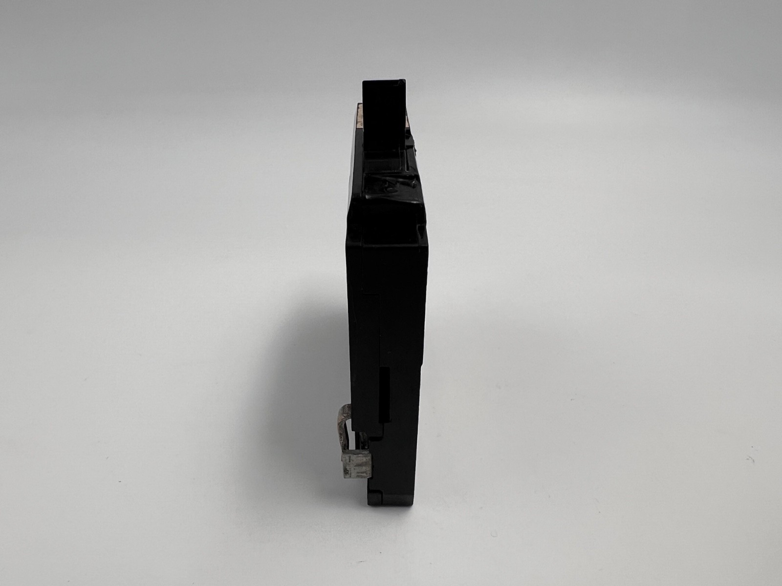 Crouse Hinds 20 Amp 1 Pole Type MM MH120R Circuit Breaker Right Clip