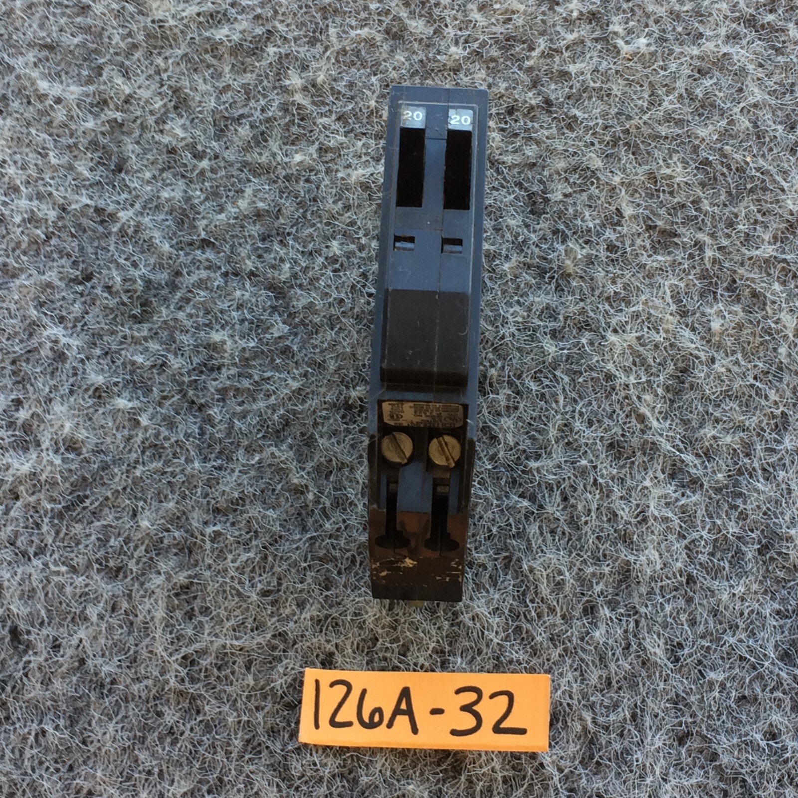 Square D QOT2020 QO2020 1 Pole Mini 20 Amp Tandem Dual Circuit Breaker With Hook