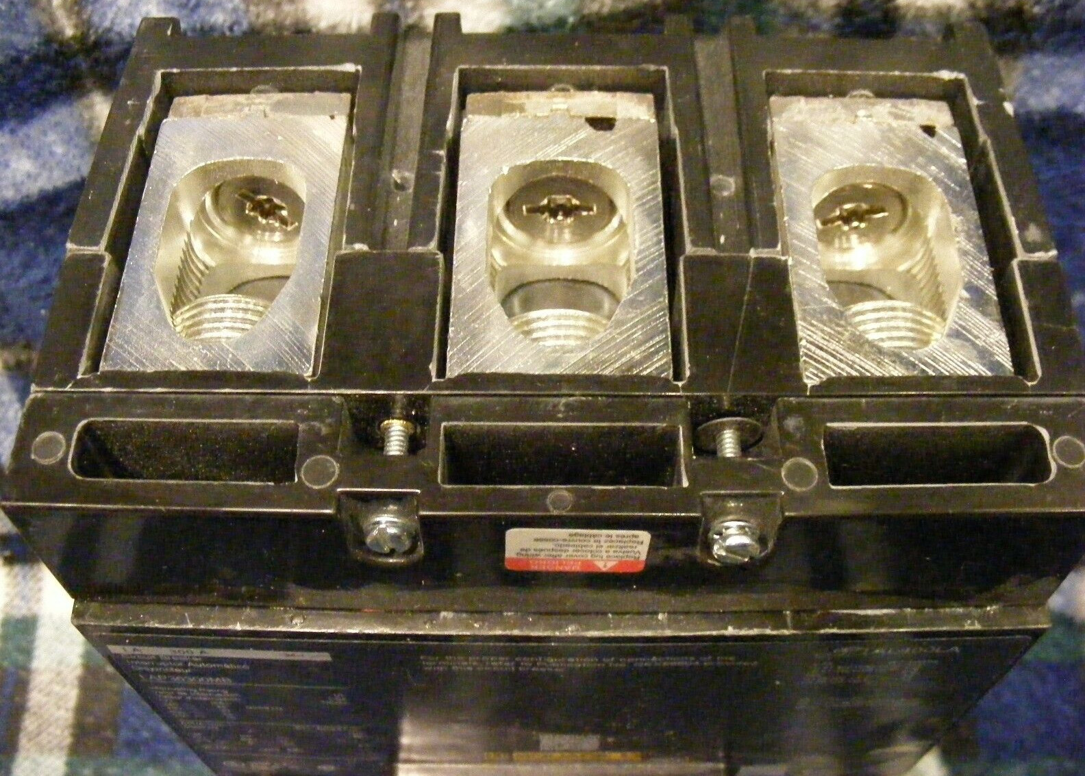 Used w/box Square D LAP36300MB 300A 600V 30KAIC Main Breaker – 100% Guaranteed!