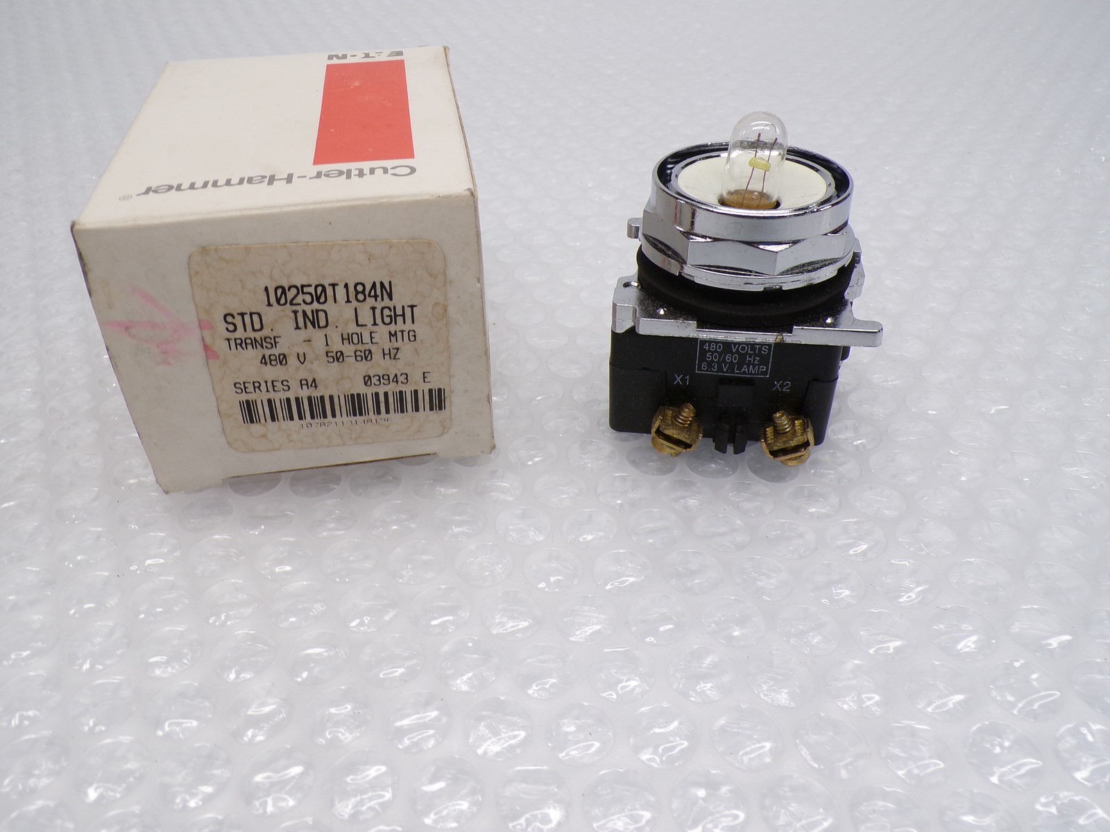 CUTLER HAMMER 10250T184N SER. A4 INDICATOR LIGHT NSMP