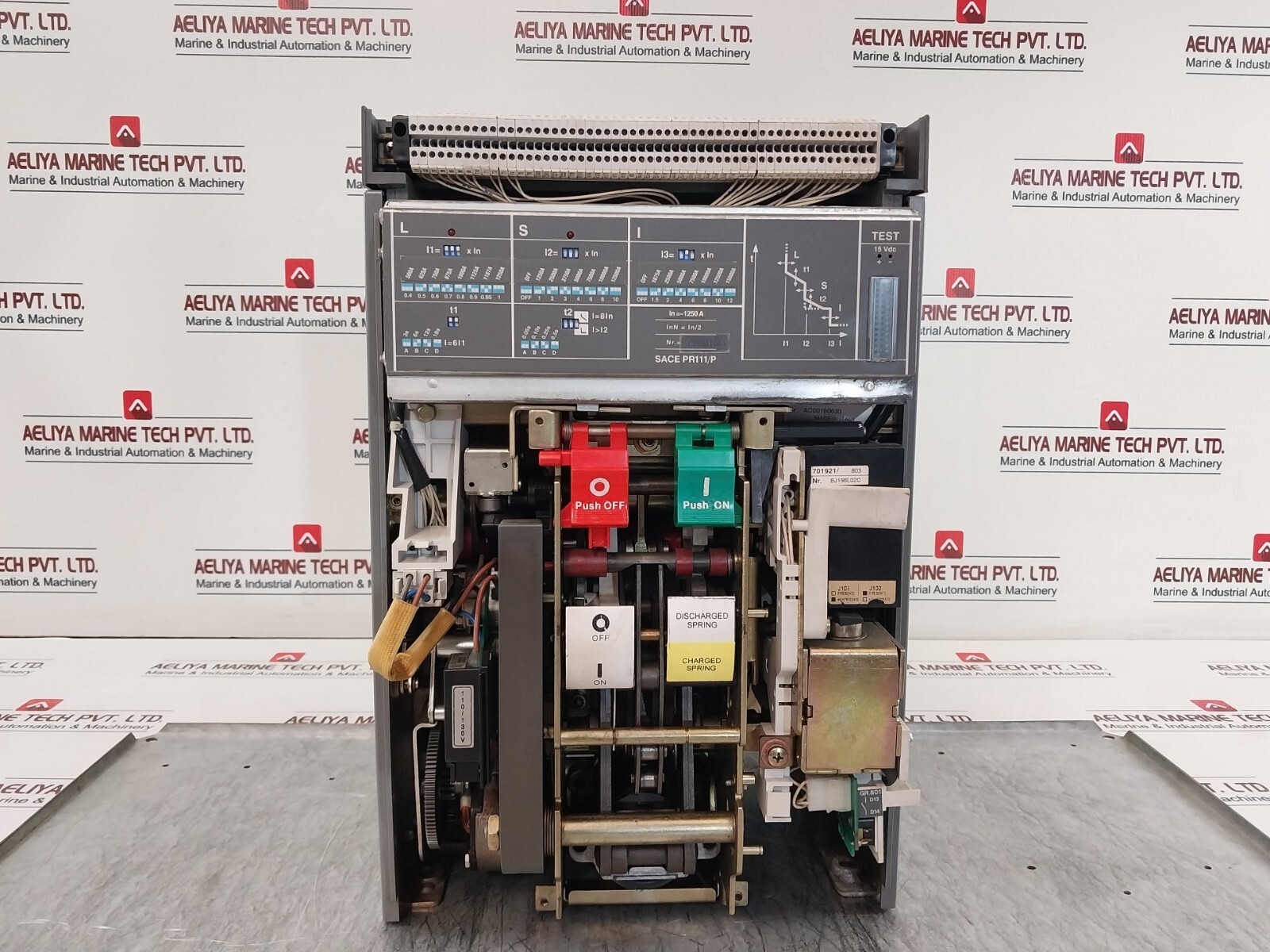 ABB SACE E2N 12 Circuit Breaker 690V 55KA X 1S 110-120V 50-60HZ 1250A