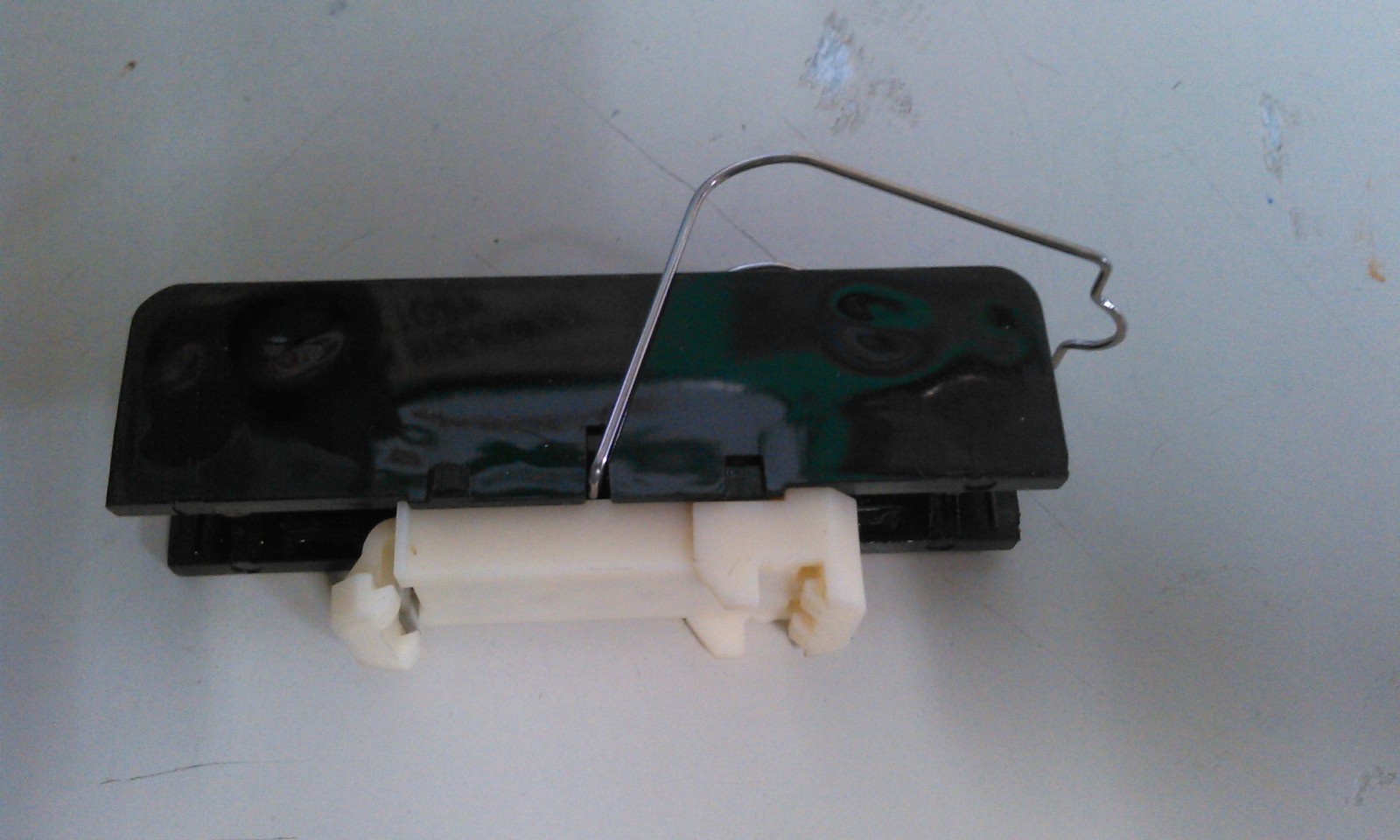 IDEC NR21 PLUG IN BASE FOR BREAKER. LOT OF 6