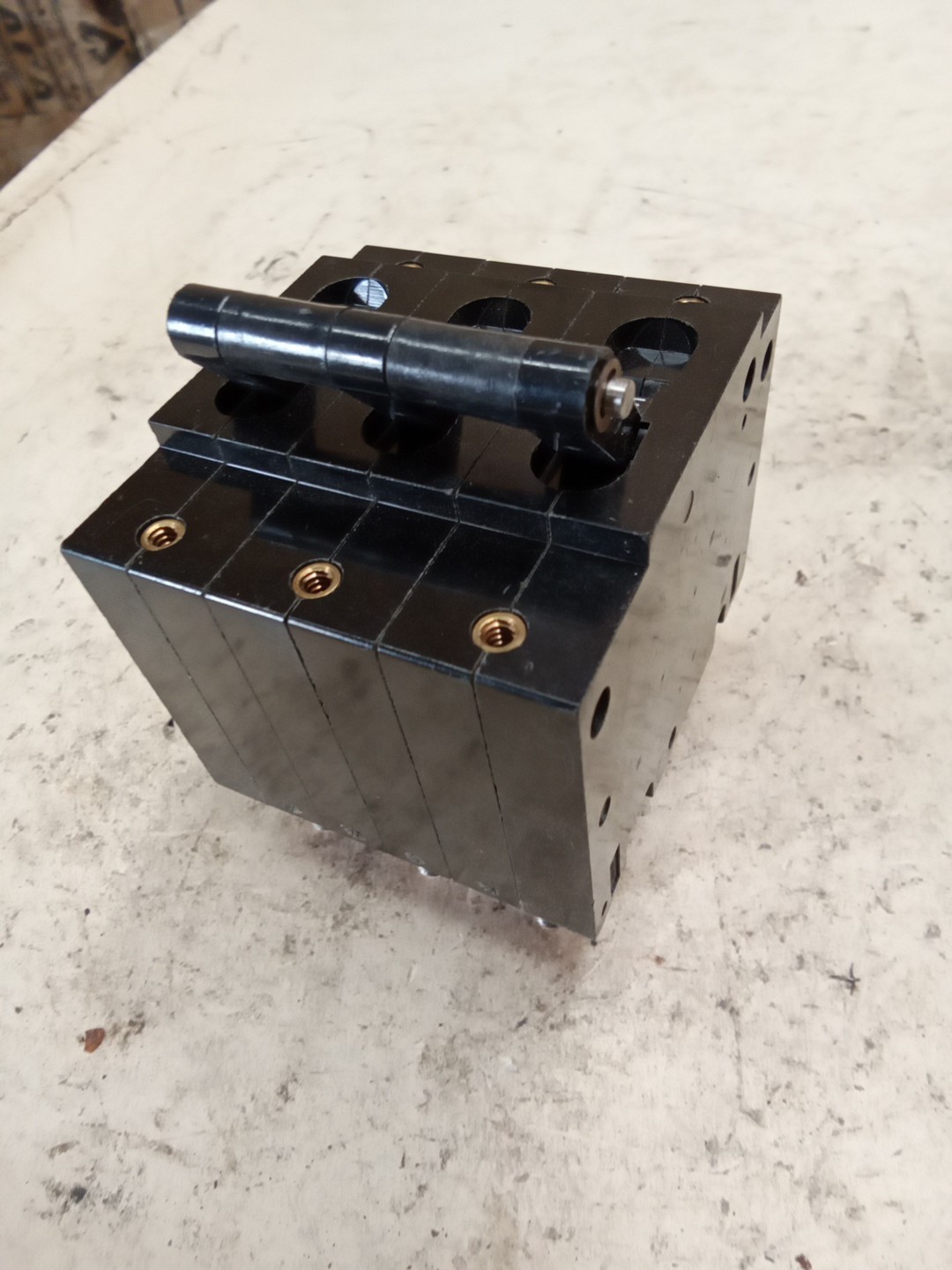 AMF Circuit Breaker W93X11-2-5