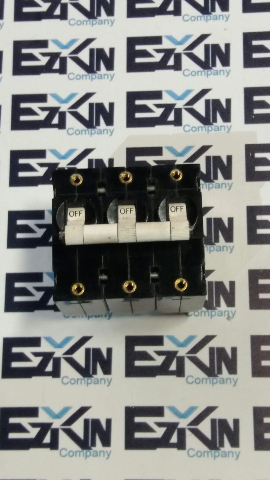 Carling Switch AA3-B1-46-419-1B1-C 3-Pole Circuit Breaker, 1.9Amp 277V