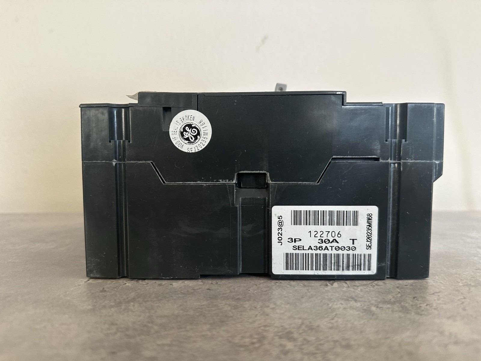 GE Spectra 30A 600V Molded Case Circuit Breaker-NEXT DAY OPTION