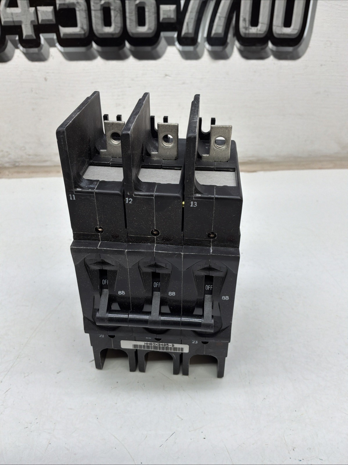 Carlyle Circuit Breaker HH 83XB 405 480V NIB