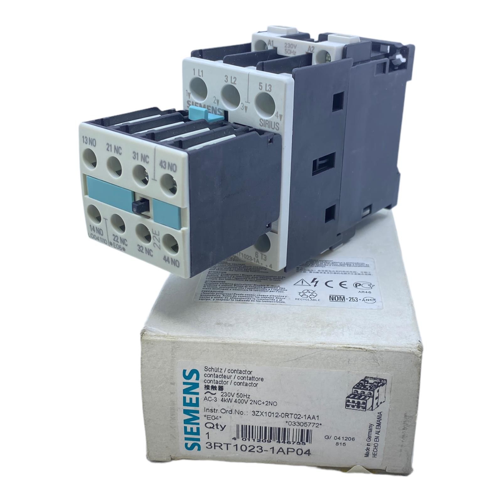 Siemens 3RT1023-1AP04 Protective 230V AC 50Hz 4KW 400V 2NC+2NO 3-polig