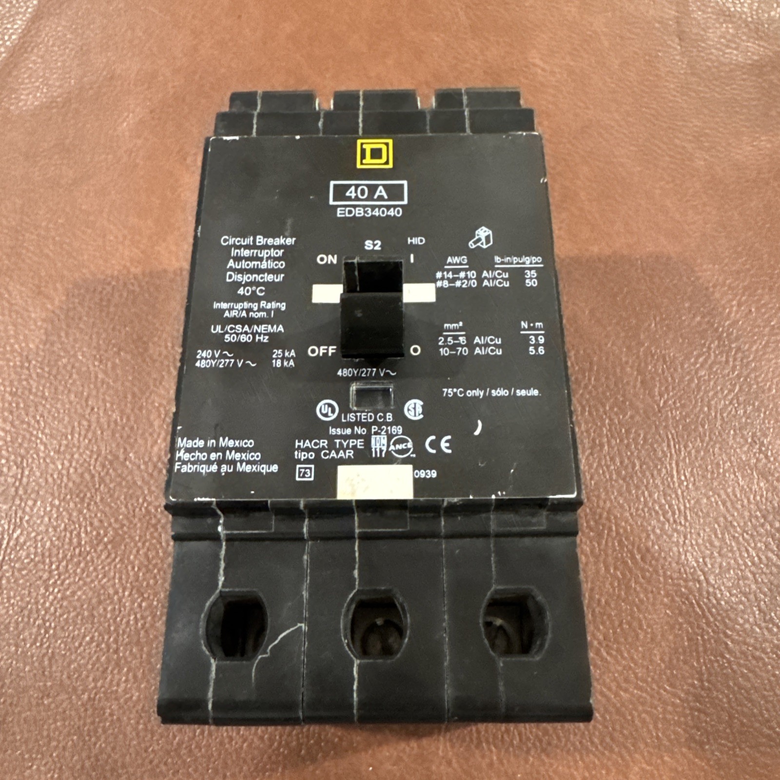 Square D EDB34040 40A 3 Pole 480Y/277V AC Circuit Breaker 40 Amp 3P Bolt On