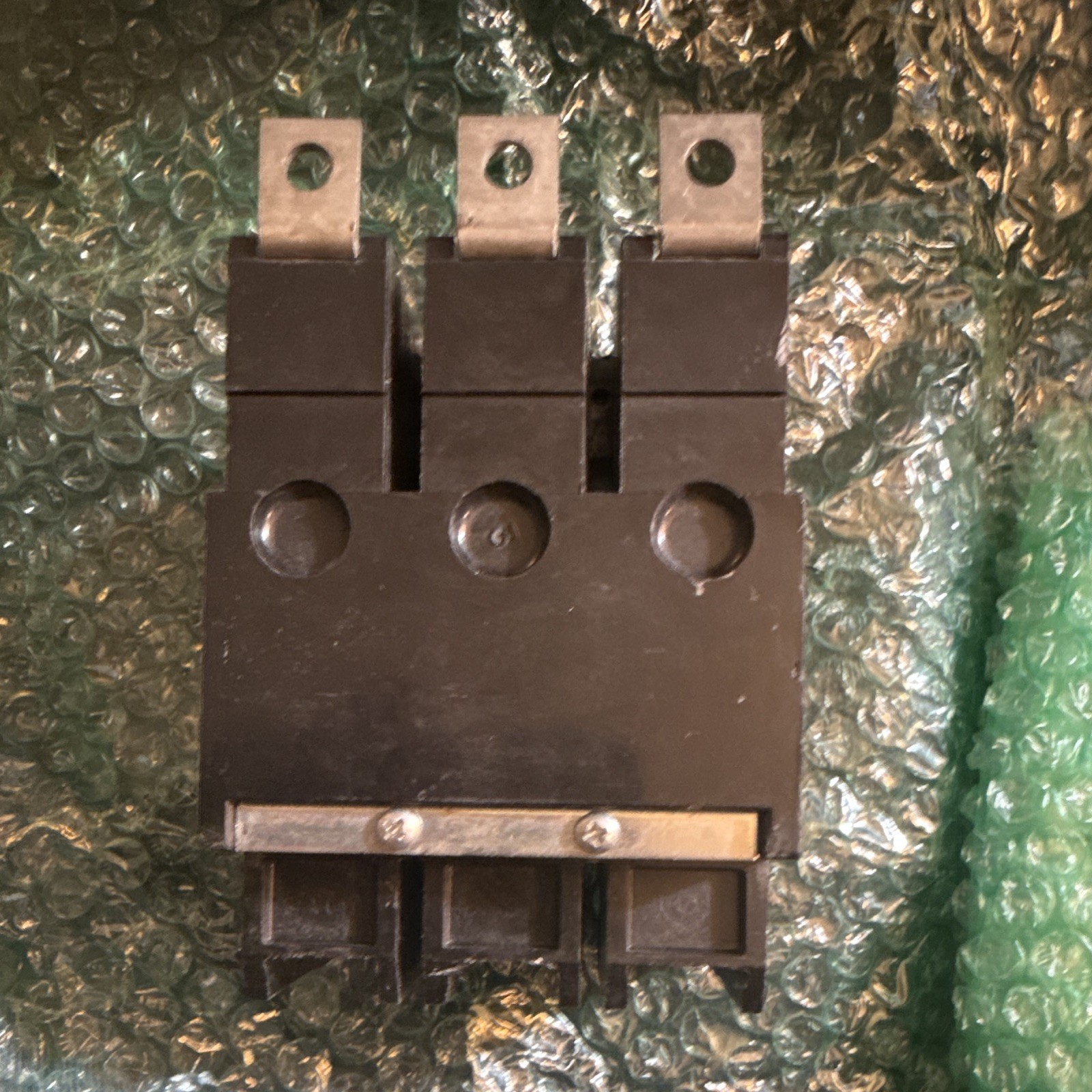 Eaton GHB3060 60A 3-Pole Bolt-On Circuit Breaker 201-250V Thermal