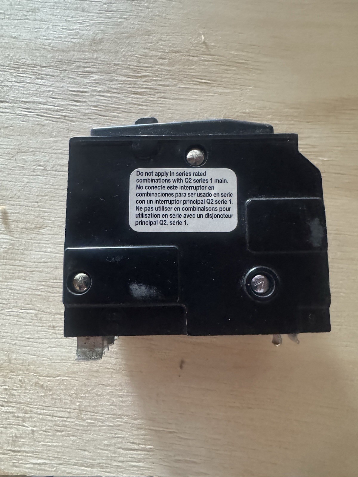Square D 20A 2-Pole Circuit Breaker Plug-In 240V AC On/Off Box Lugs 14-8 AWG