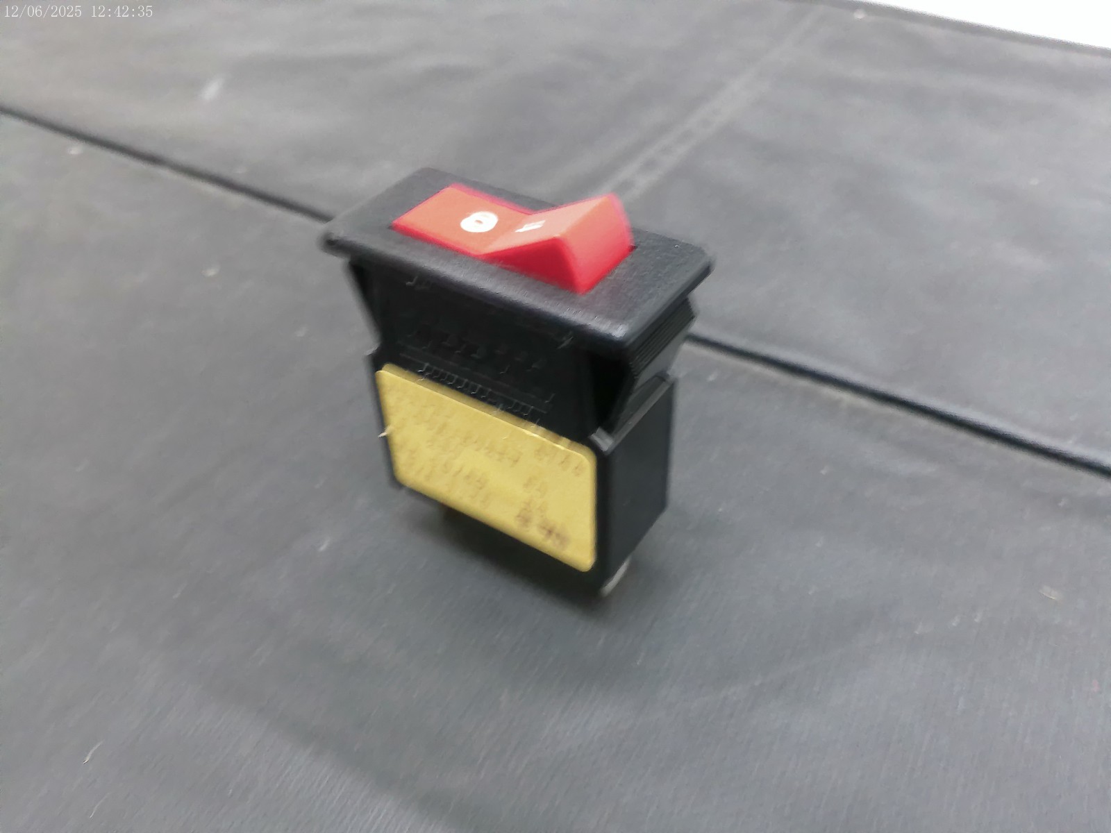 AIRPAX R11-1-1.00A-B02IV CIRCUIT BREAKER – USA SELLER FAST SHIPPING