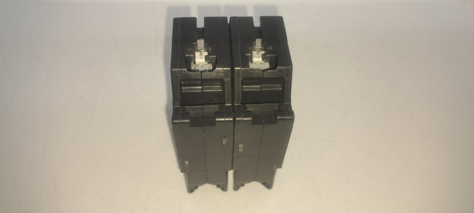 GE ABB THQL2160 60 Amp 2 Pole 120/240V Circuit Breaker NEW