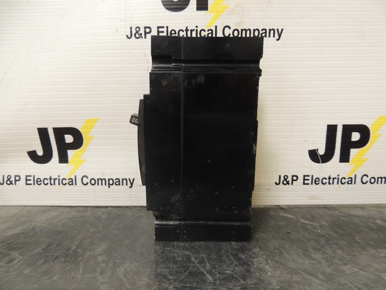 GE TED113020, 20 Amp, 277 Volt, 1 Pole, BLACK, Circuit Breaker- QTY Available!