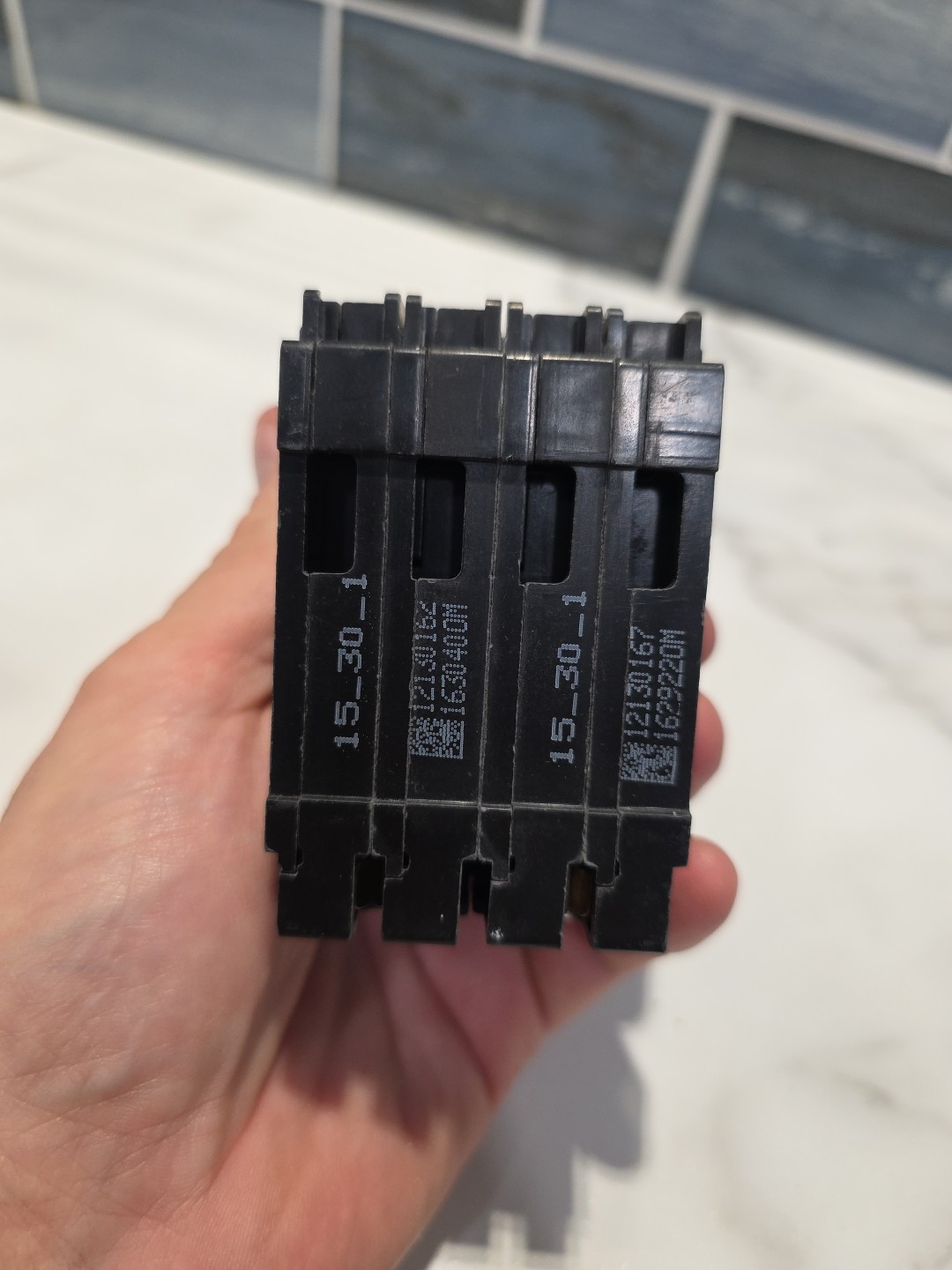 SIEMENS Q21530CT 30 Double Two 15-Amp Single Pole Circuit Breaker, Black