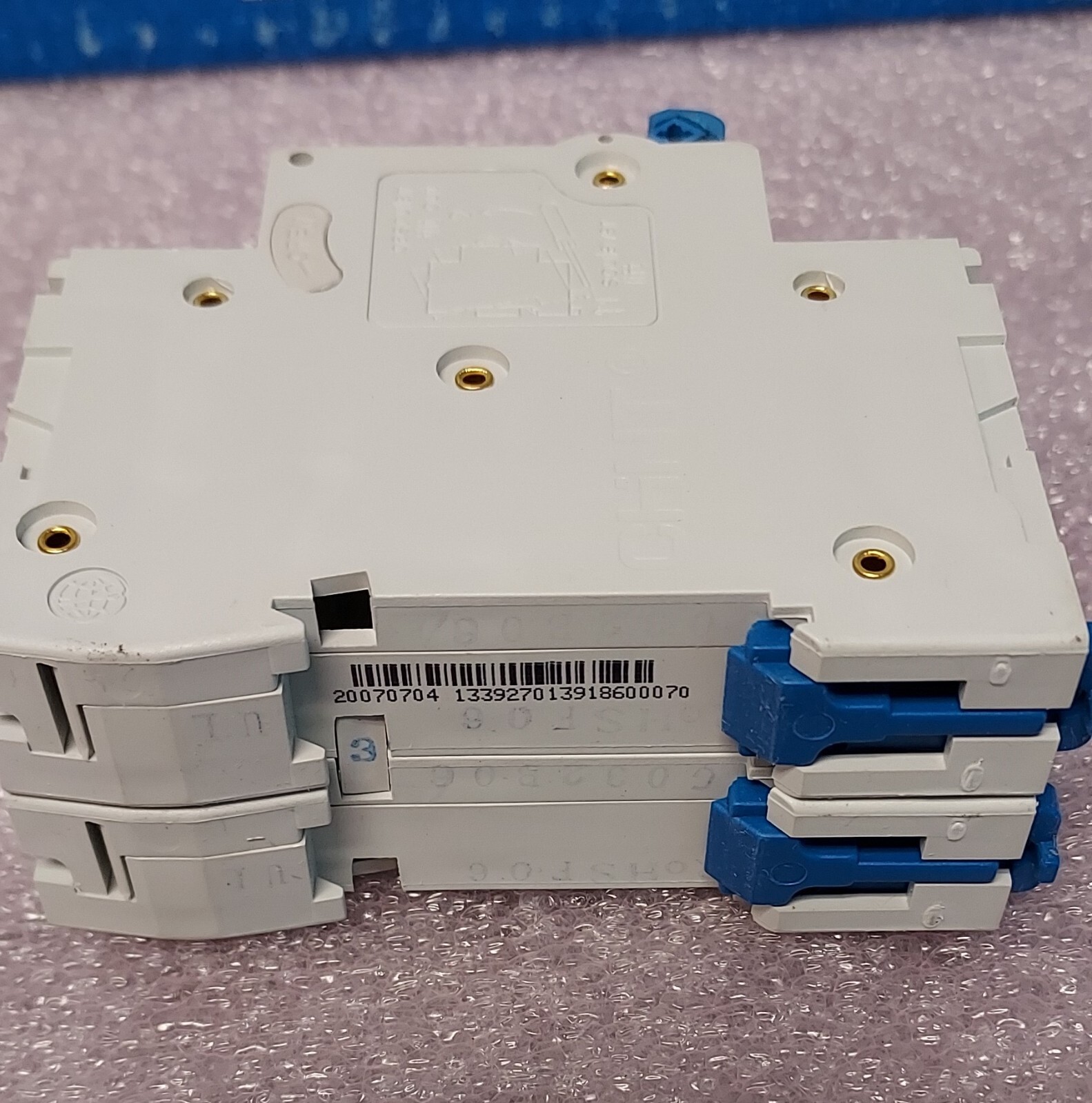 PN# NB1-63-2P-6A-B, – CHINT ELECTRONICS – CIRCUIT BREAKER 2 POLE 6 AMP TYPE B