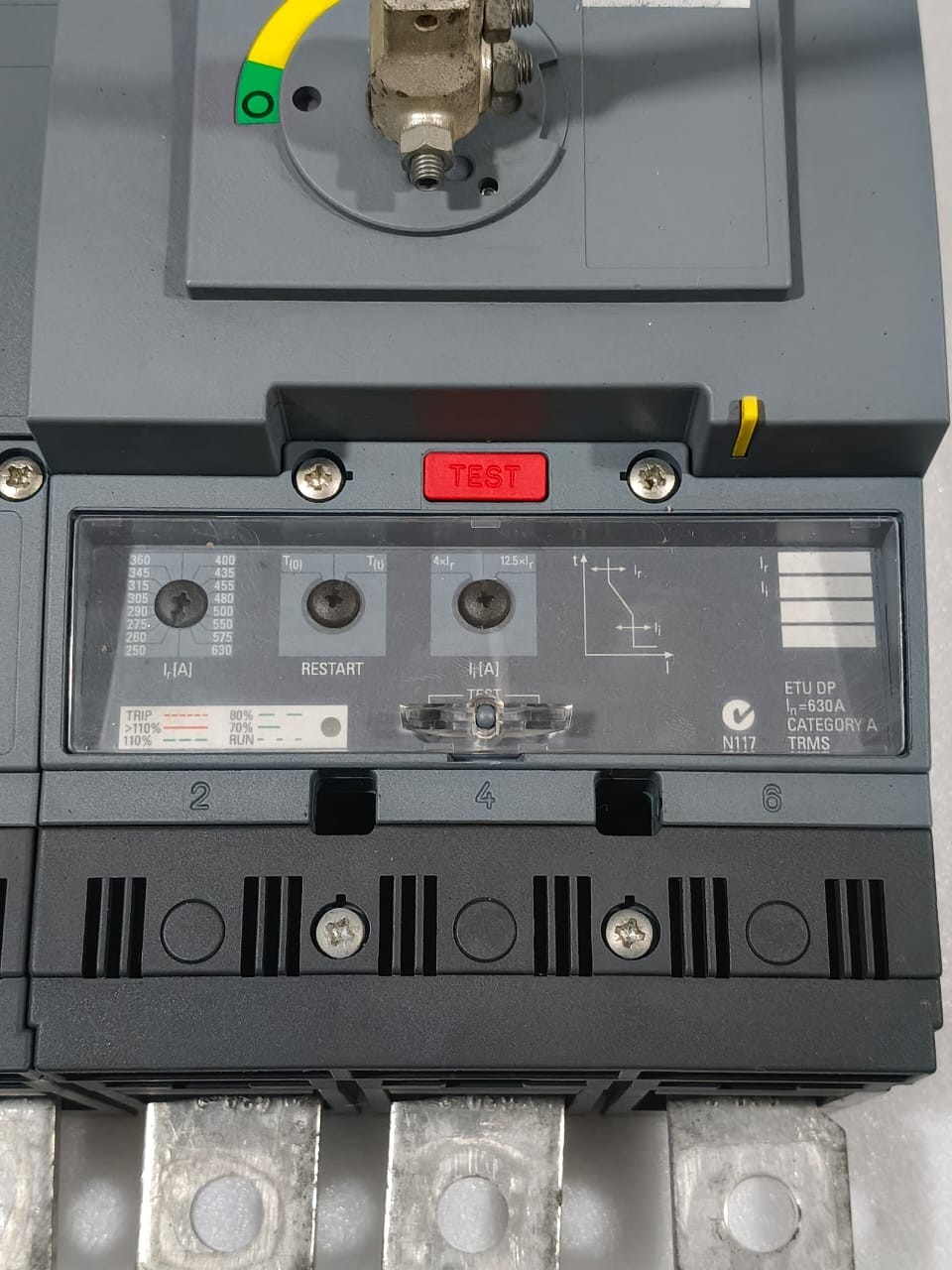 SIEMENS 3VT3 3VT9363-6ACOO CIRCUIT BREAKER 630AMP 4POLE 3VT3 FREE FAST SHIPPING