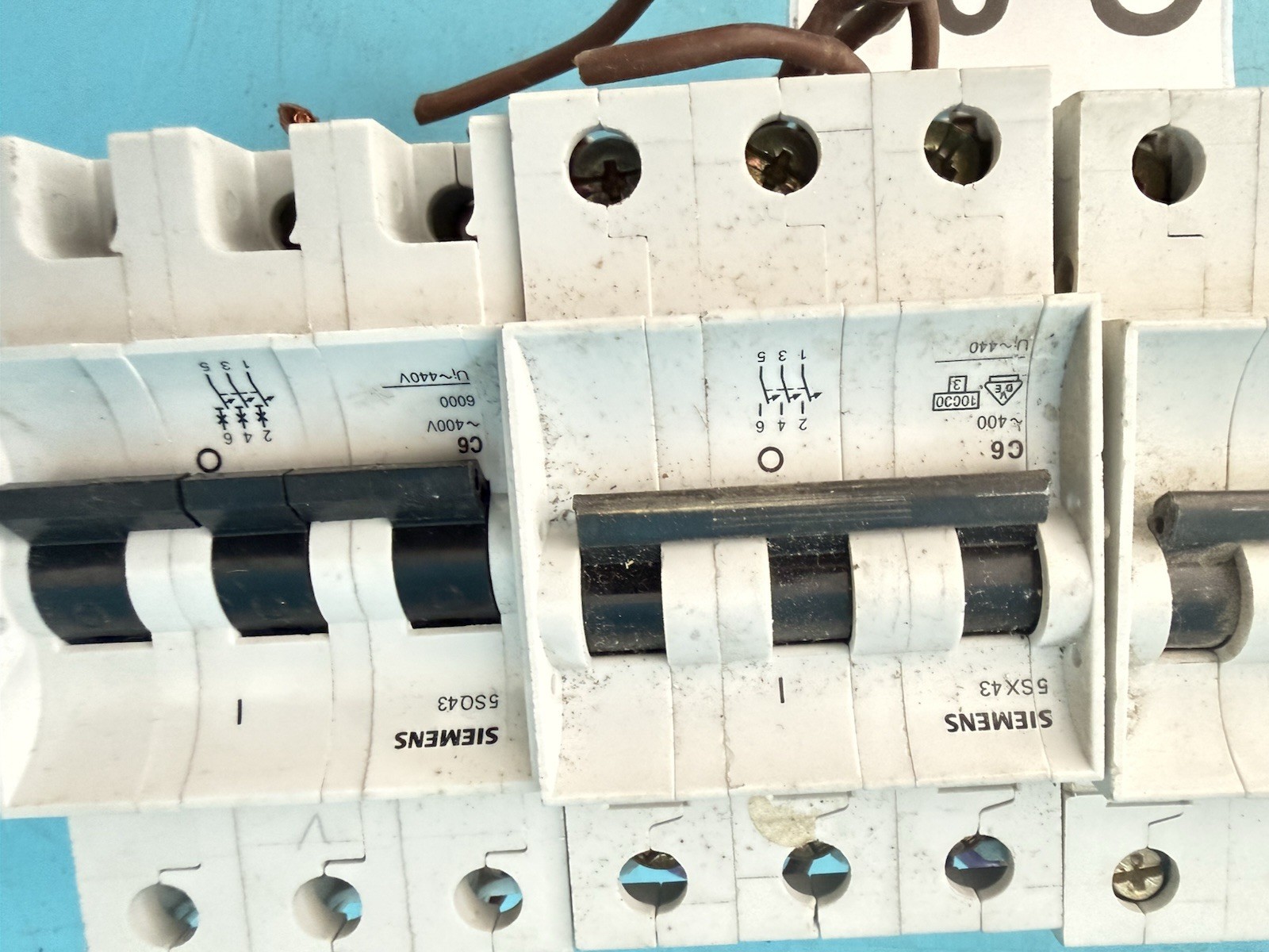 Lot of 4 Siemens 5SX43 3-Pole Circuit Breakers C6 C40 400V DIN Rail MCB