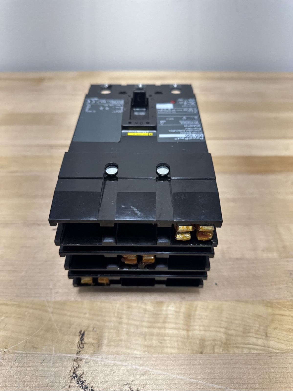SQUARE D QDA32100 QDA I-LINE 3 POLE 100 AMP 240v CIRCUIT BREAKER POWERPACT