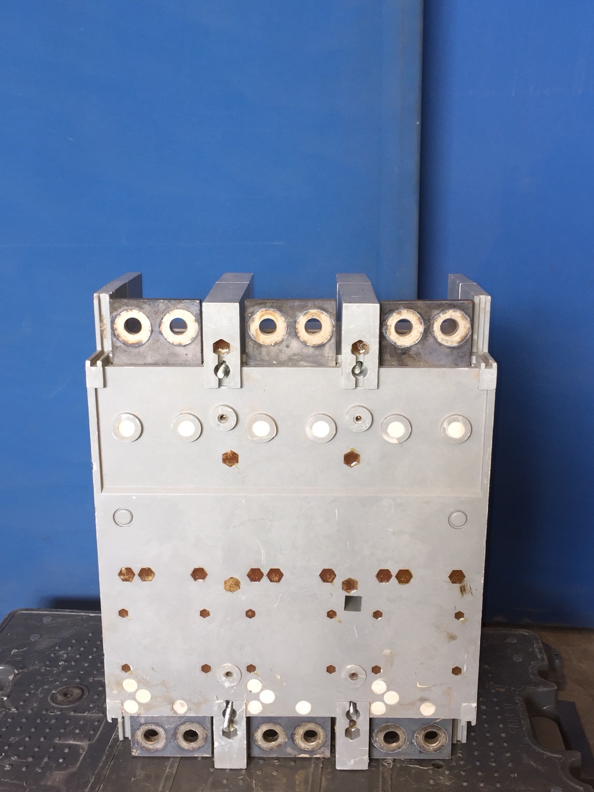 GE Power Break TPR5616 1600A 600V 3P Circuit Breaker