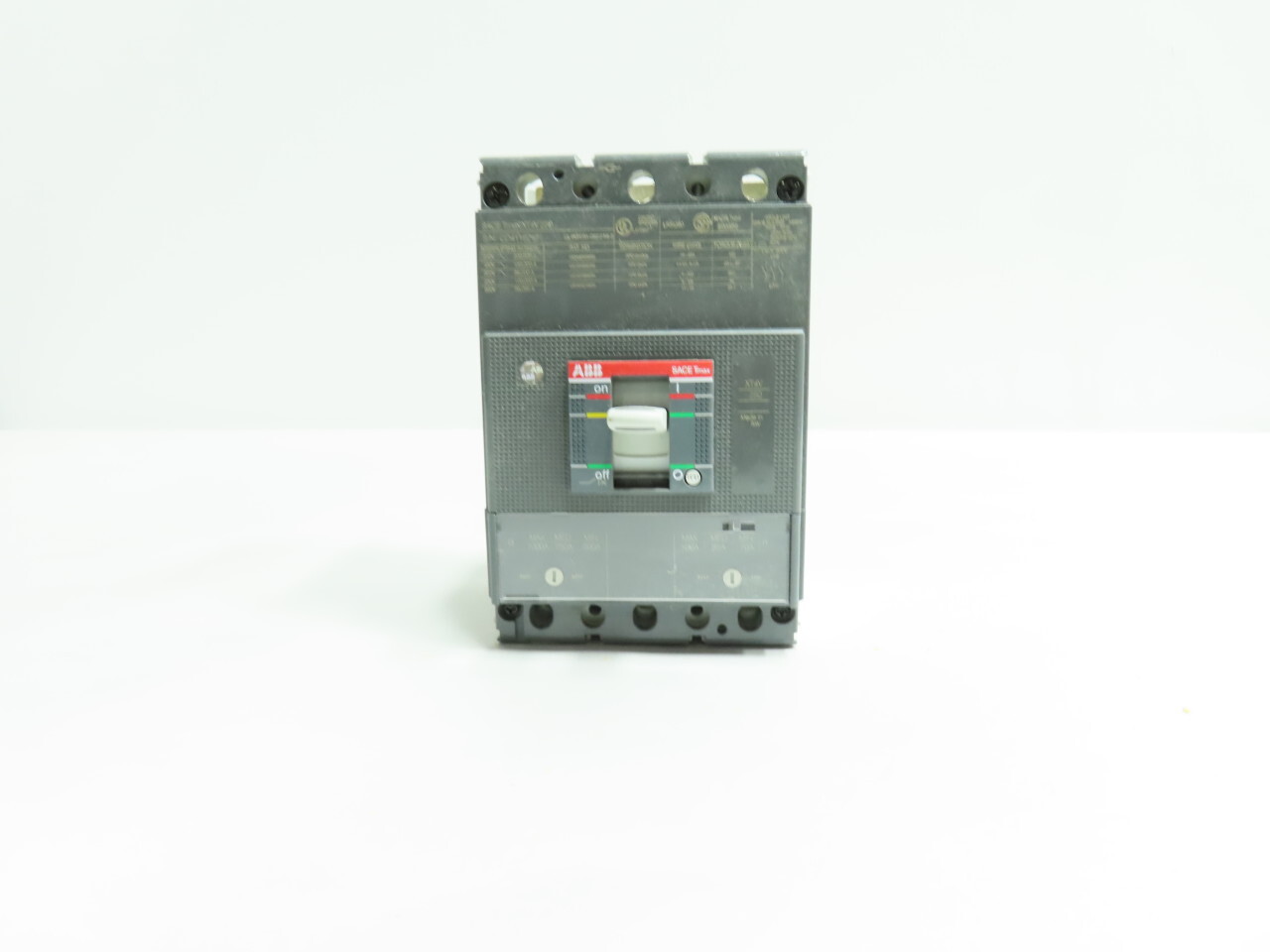 Abb XT4V 250 Sace Tmax Molded Case Circuit Breaker 3p 100a Amp 240/480/600v-ac