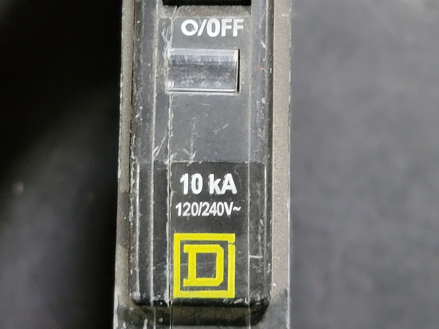 SQUARE D QOB130 30 Amp, 1 Pole, 120/240 volts Circuit Breaker – Electrical