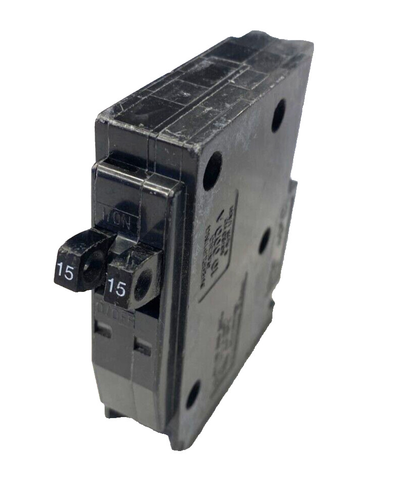 15A Square D DP-4075 Circuit Breaker Latch Type QOT 15 Amp 1P 10ka 120/240 HACR
