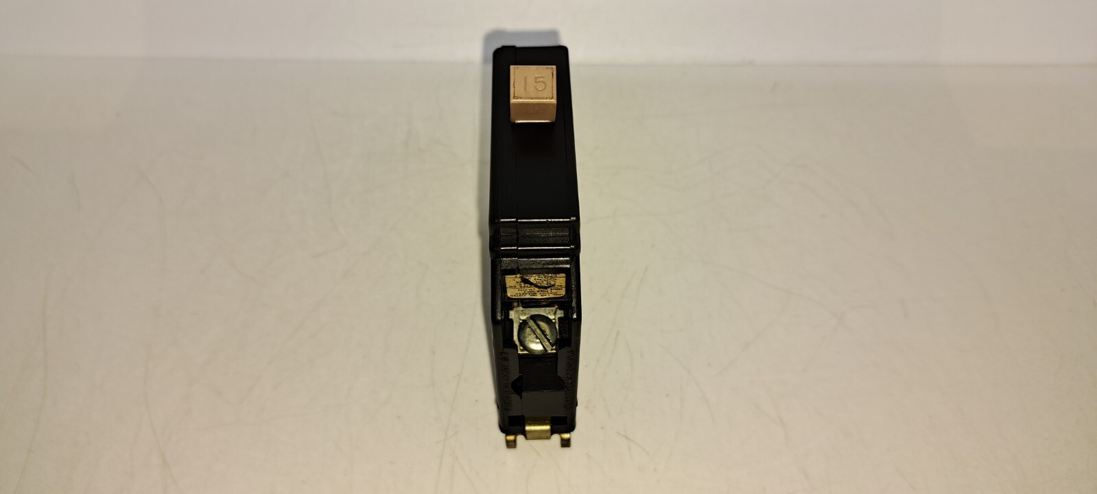 Cutler Hammer CH115 15 Amp 1 Pole 120/240V METAL FOOT Type CH Circuit Breaker