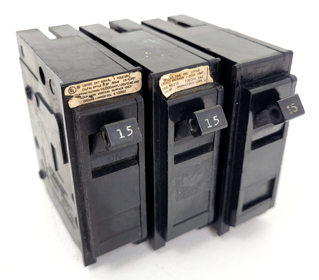 Lot of 3 – MP115 Crouse-Hinds 15 Amp 240 Volt Circuit Breakers – Next Day Option