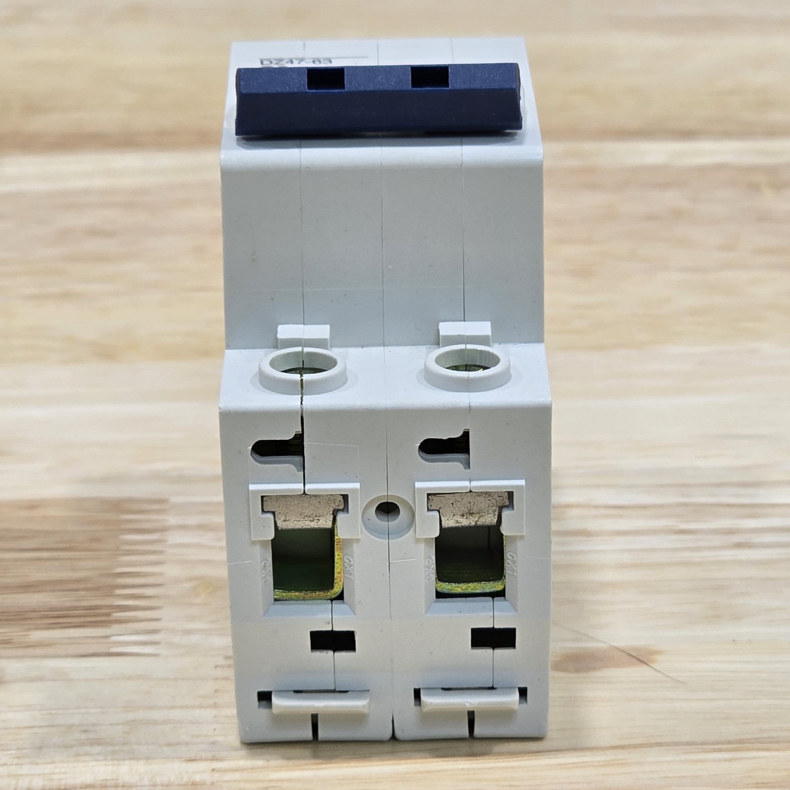 DZ47-63 C6 AC 400V 6A Overload Protection Miniature Circuit Breaker 2 Pole MCB
