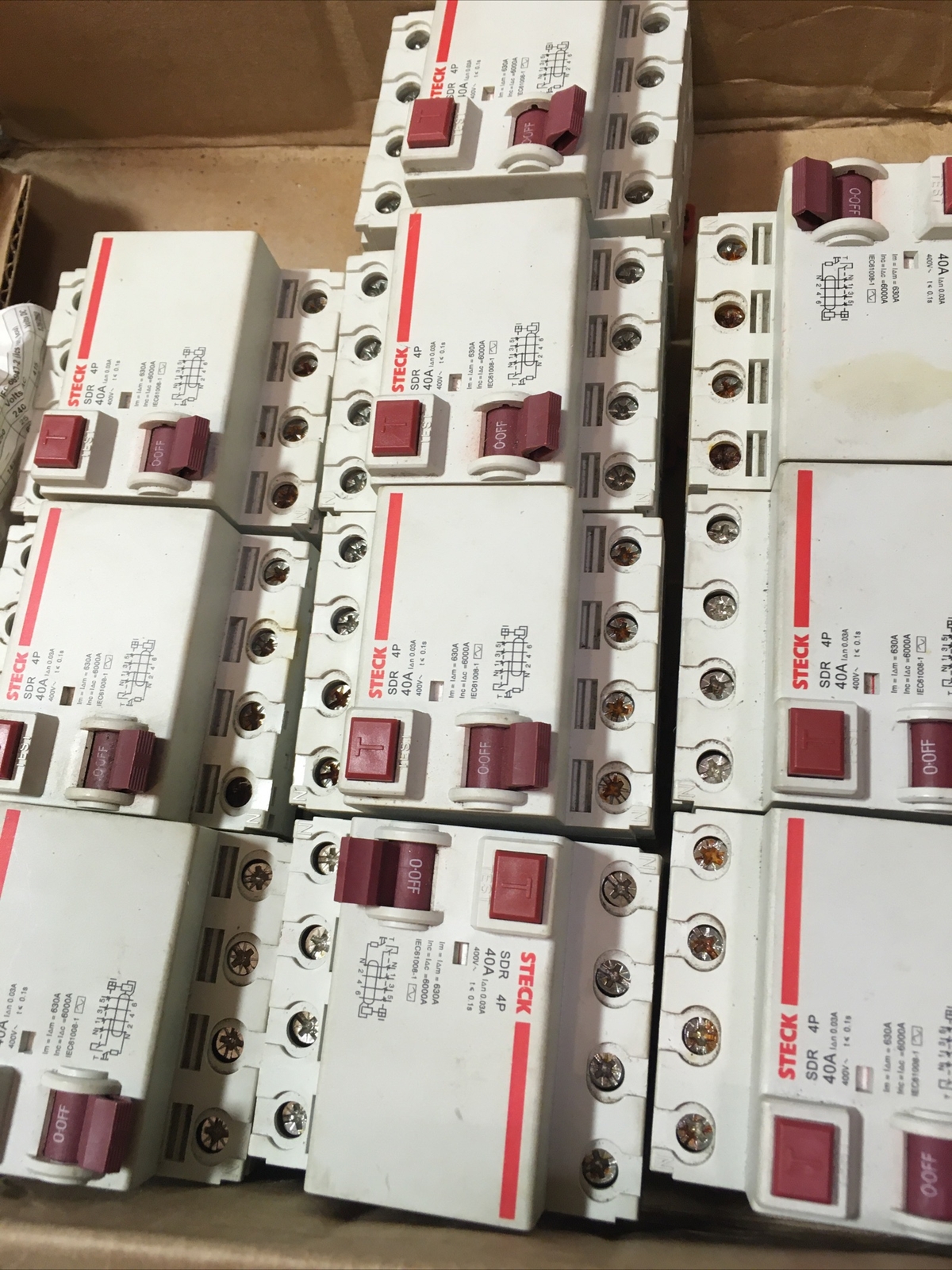 STECK SDR 4P 40 AMP. 4-POLE CIRCUIT BREAKER 230/400 VAC
