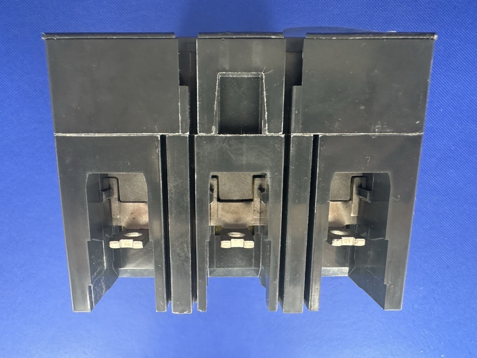 GE Spectra 30A 600V Molded Case Circuit Breaker