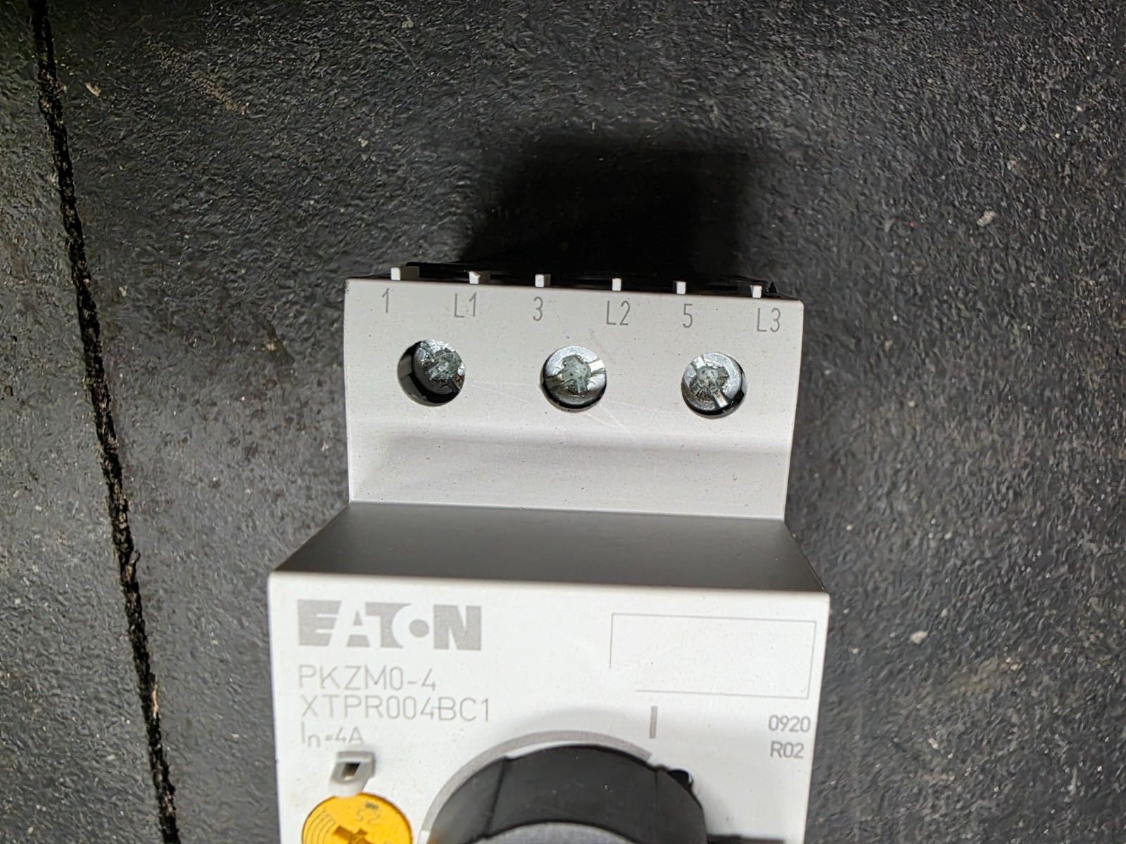 Eaton PKZM0-4 XTPR004BC1 Motor Protective Circuit Breaker 2.5-4A