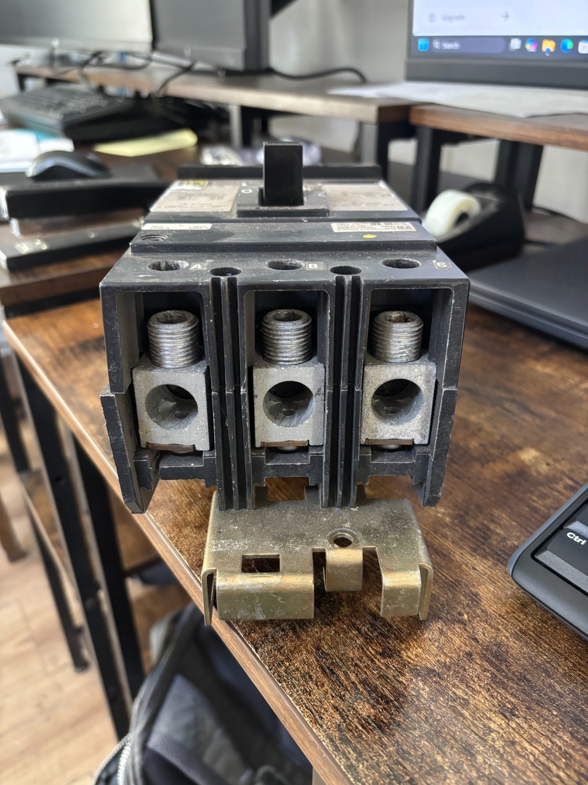KA36200 Square D Circuit Breaker 200A 3 Pole