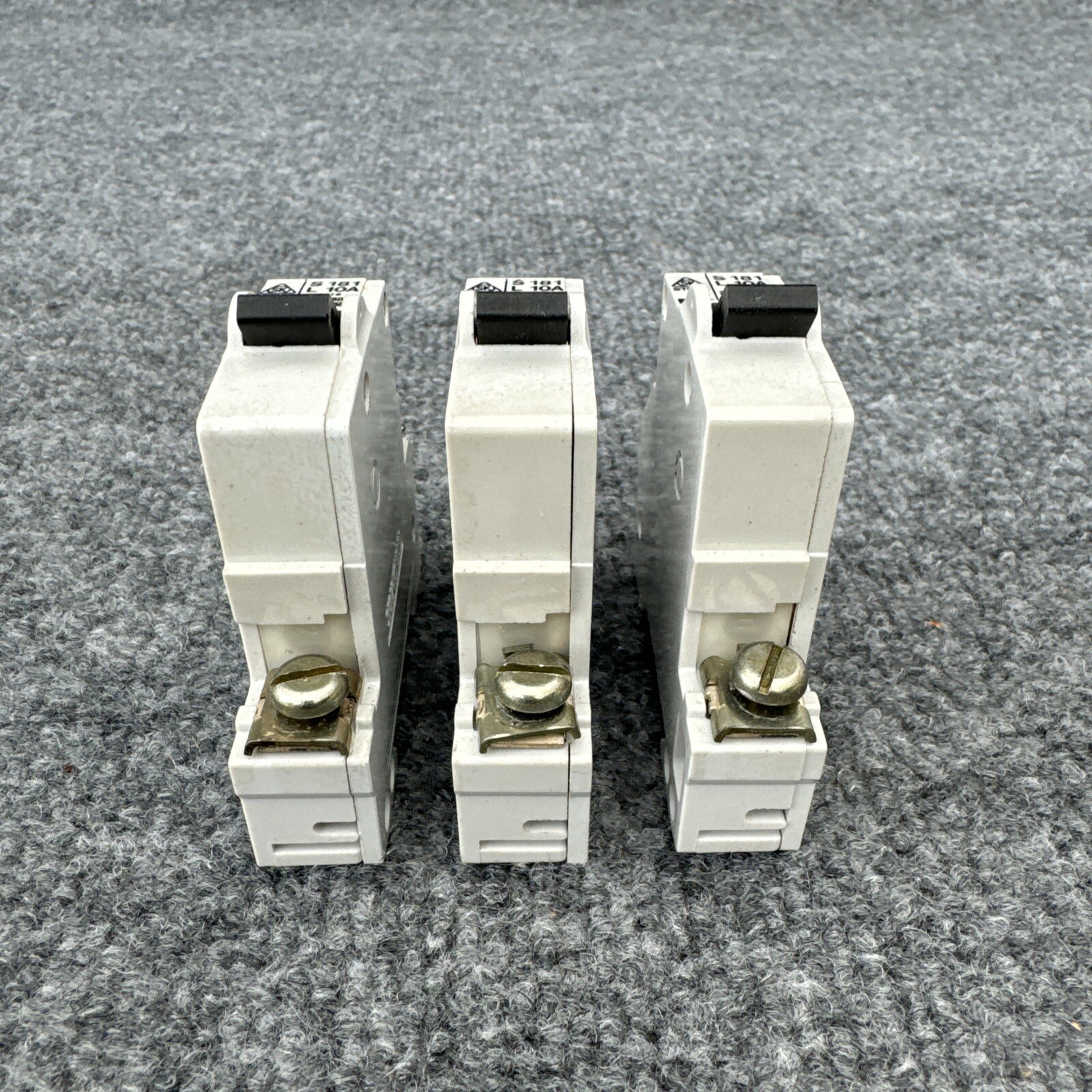 Lot of 3 – ABB Stotz Kontakt S 181 L10A 1 Pole 220/380v Circuit Breaker Used