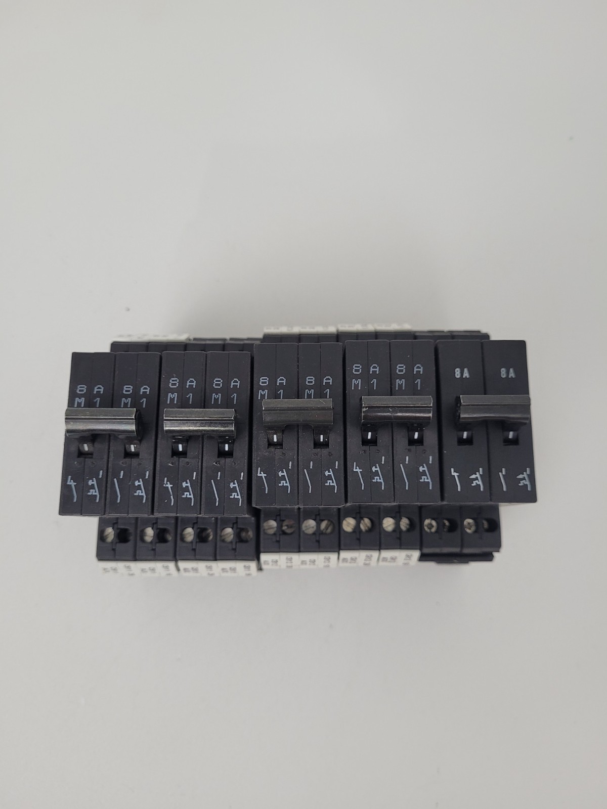 (Lot of 5) TMC-2-M1-120-8A Phoenix Contact 8A Circuit Breaker – Next Day Option