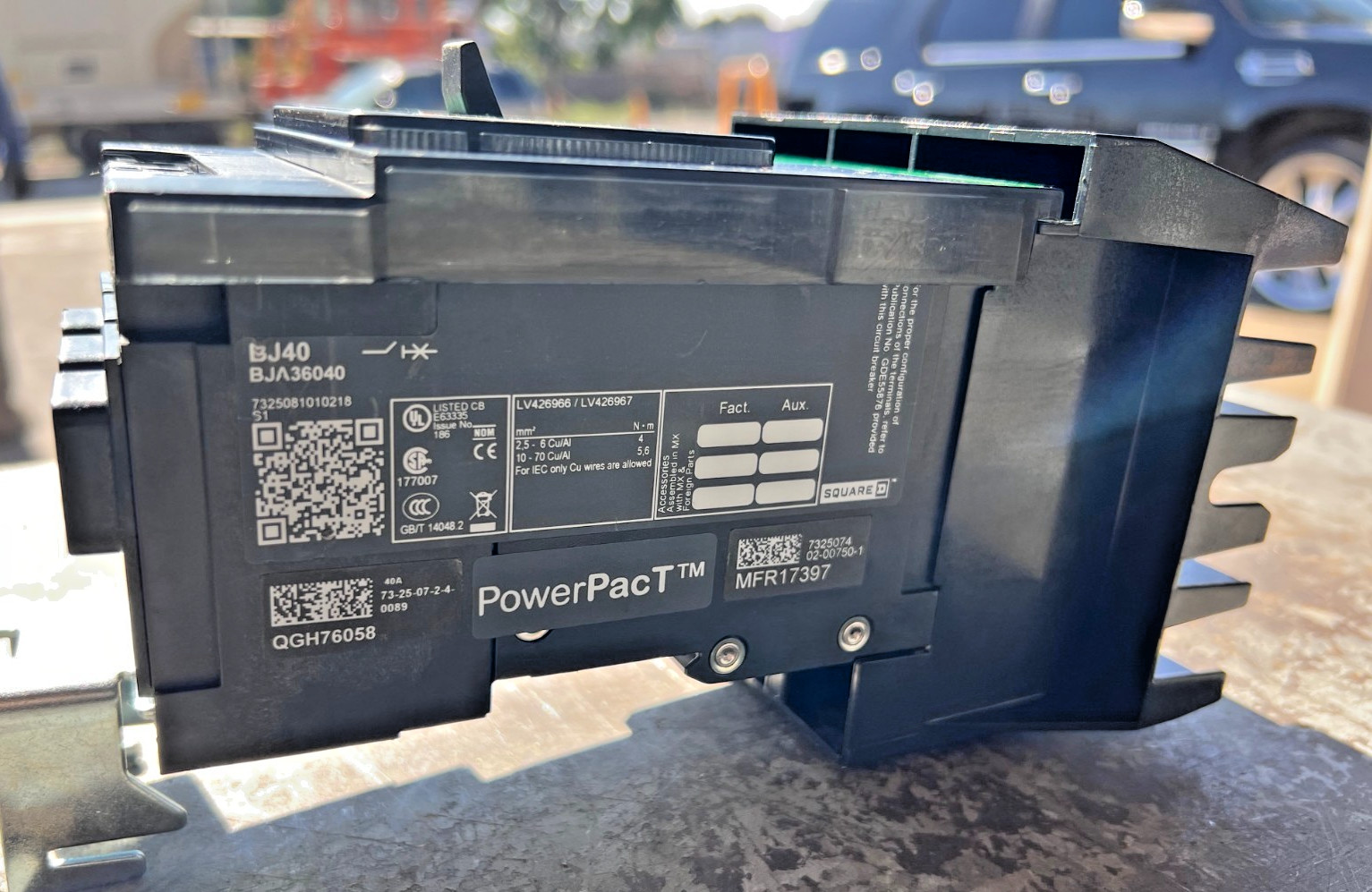 Square D PowerPact BJA36040 Circuit Breaker, 3 Pole, 40 Amp, 600V, Used, Tested