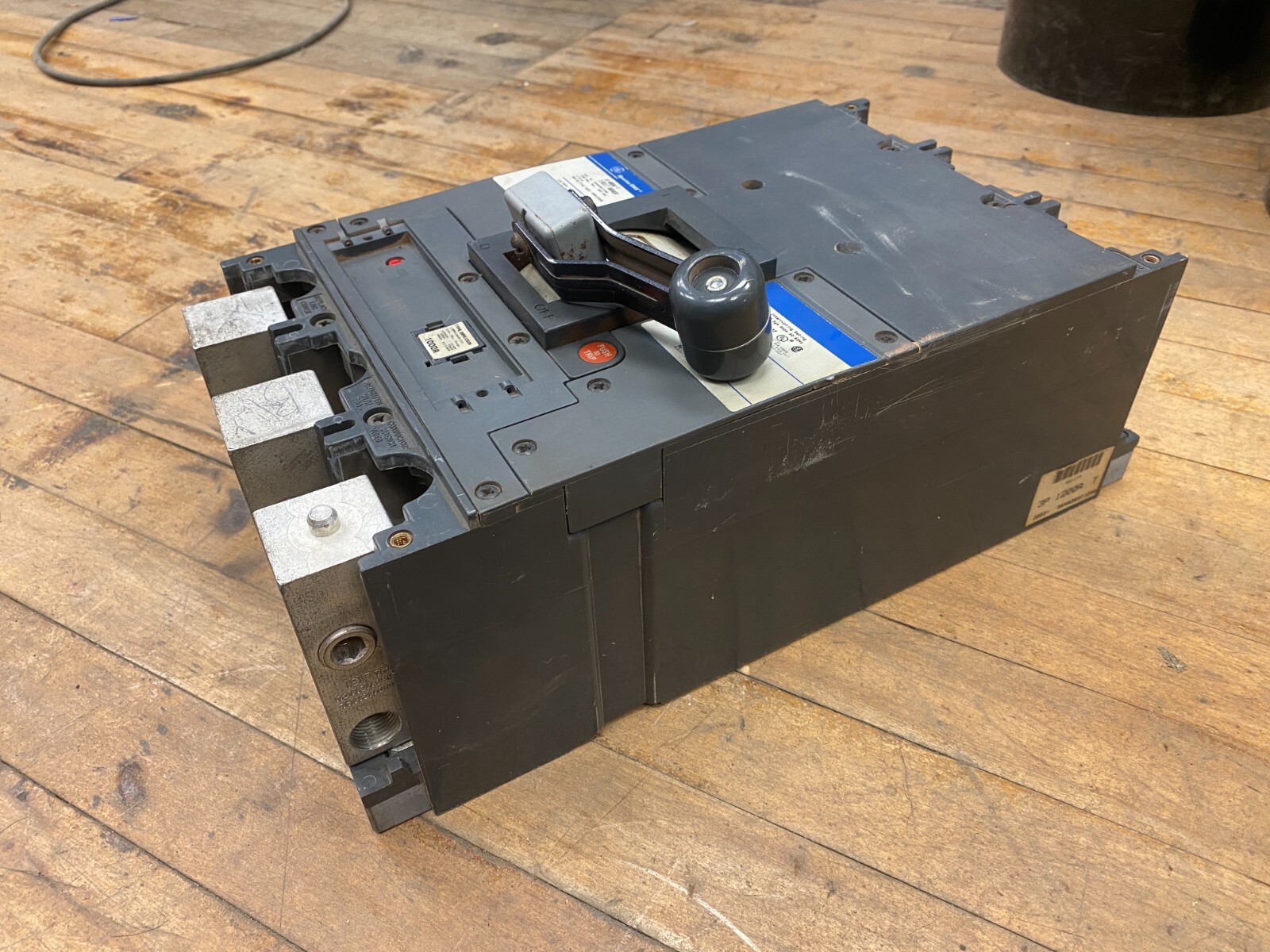 GE SKHA36AT1200 HI-Break Circuit Breaker 1200A 600V 3P 3PH Plug SRP1200A 1000A