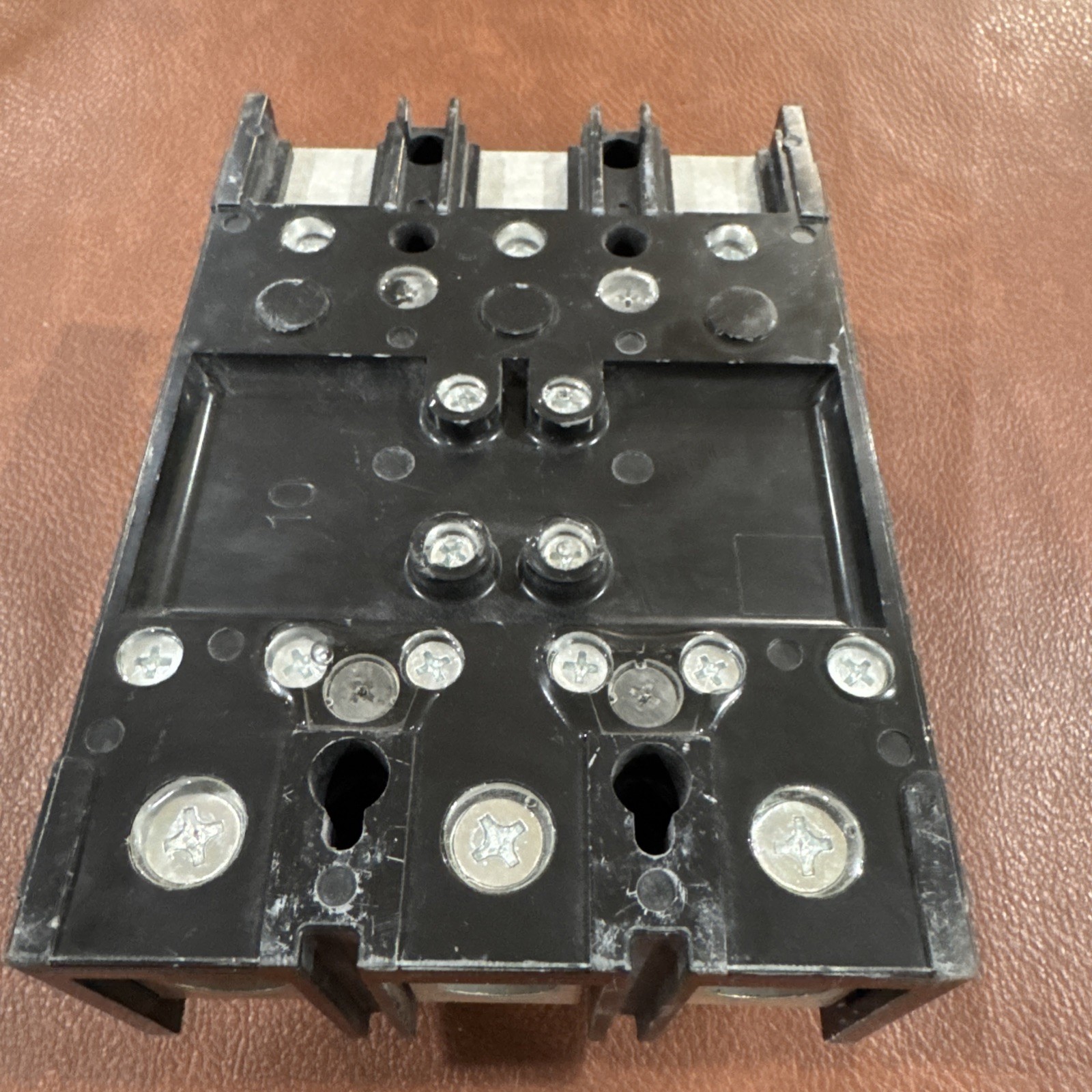 Square D QBL32225 PowerPact 225 AMP 3 Pole 240V Circuit Breaker 3P 225A