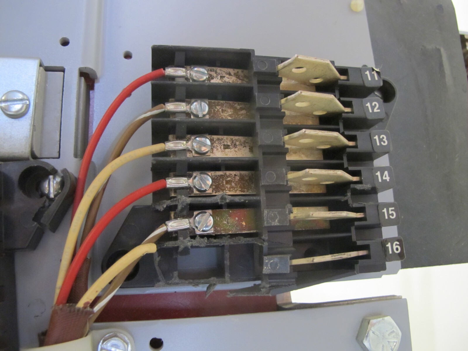 General Electric TC4040SSHE1 4000 Amp PowerBreak Breaker LSIG TC4040SS TC4040-SS