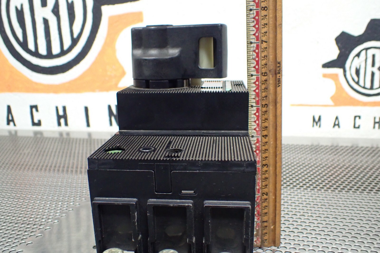Merlin Gerin C160N Circuit Breaker 660V 25kA 380/415V 35kA 250V Used Warranty