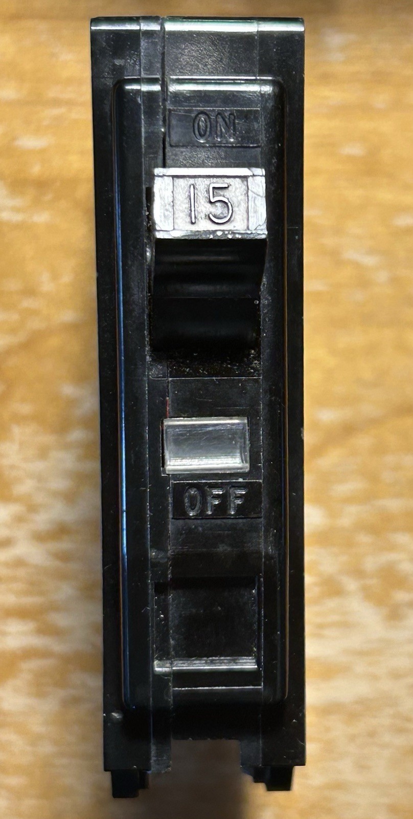 Square D QO115 Circuit Breaker Single-Pole 15A 120/240V Ships Today