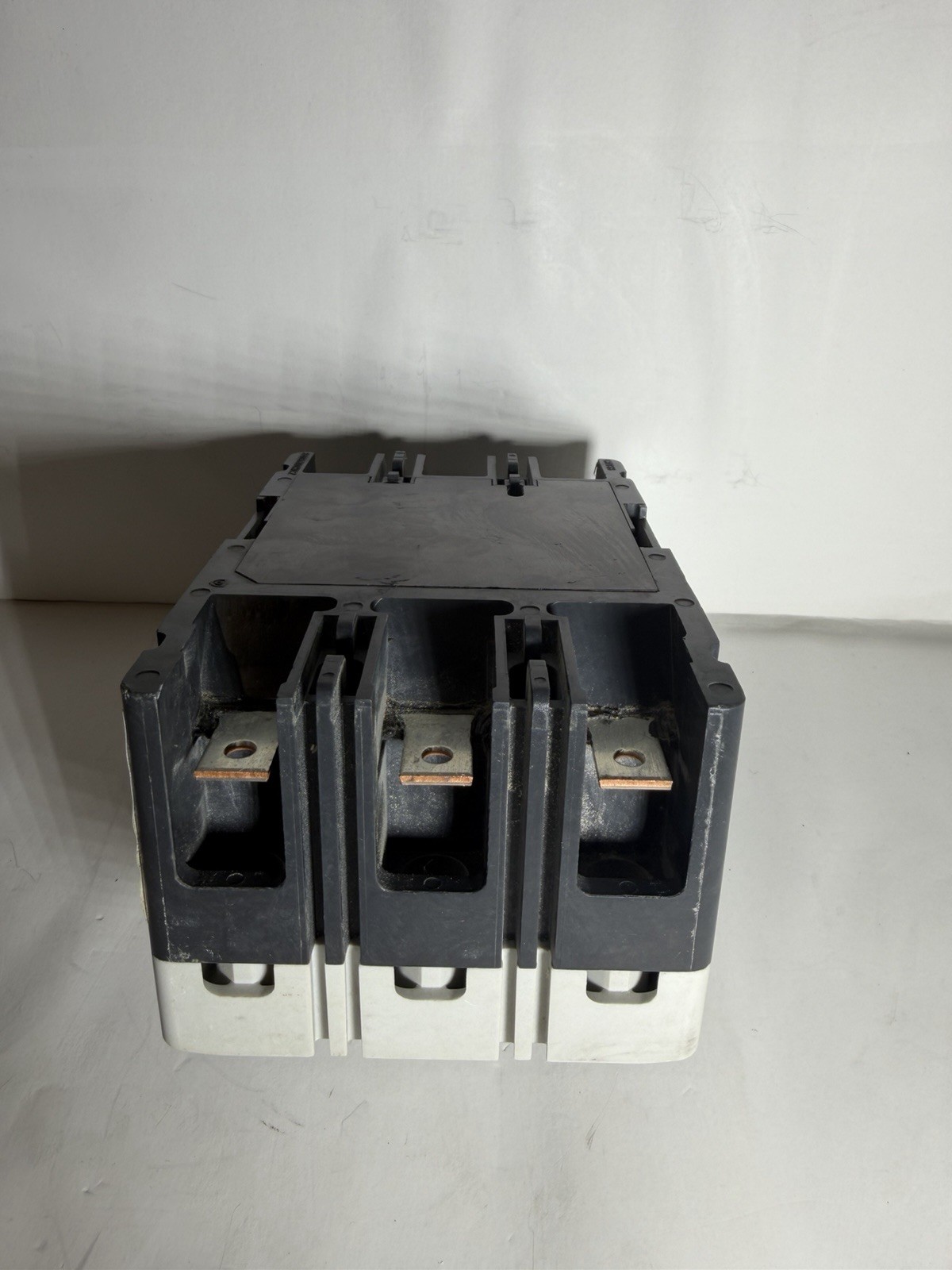 Eaton PDG23G0025TFFL 3 Pole 25 Amp 600 Volt 35kA@480V Circuit Breaker