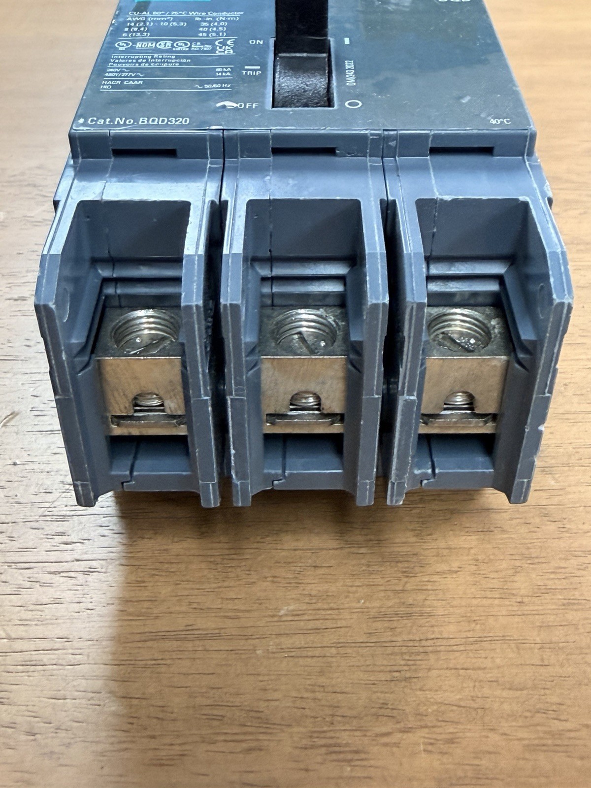 SIEMENS BQD320 Bolt On Circuit Breaker 20A 3P 480V 3PH BQD 20 Amp 3 Pole