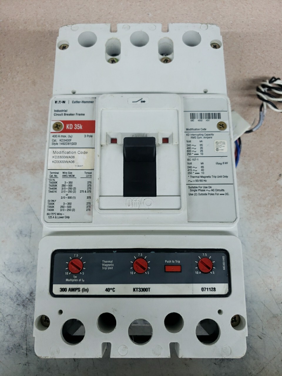 Eaton Cutler-Hammer KD-3400F Circuit Breaker K-Frame 3 Pole 3 Phase 300A TRIP AU