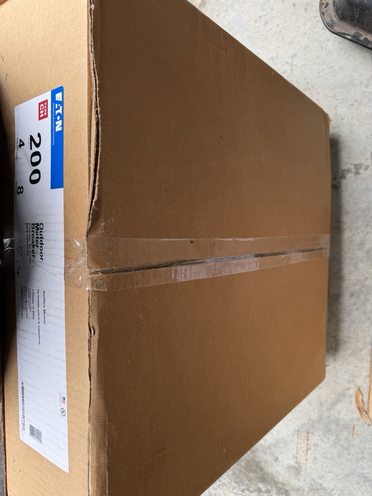 Eaton CH 200A Outdoor Main Breaker 120/240VAC Surface Mount CMB48B200BTSG