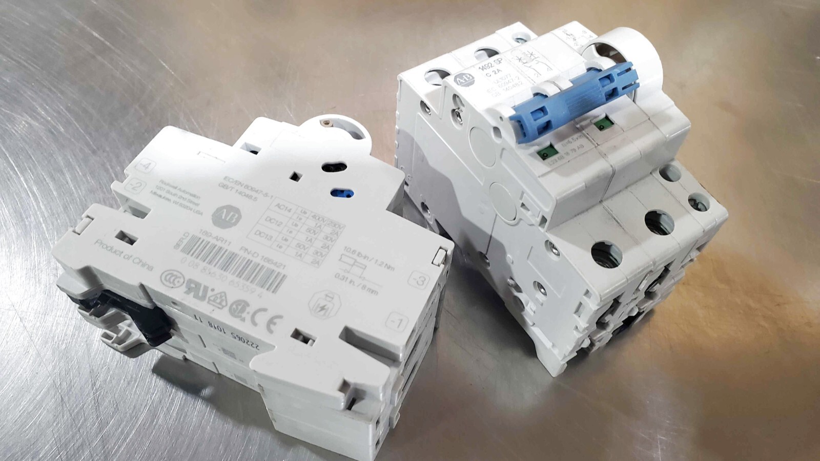 Lot of 2 Allen-Bradley 1492-SP C2A Circuit Breakers 2-pole w/ 189-AR11